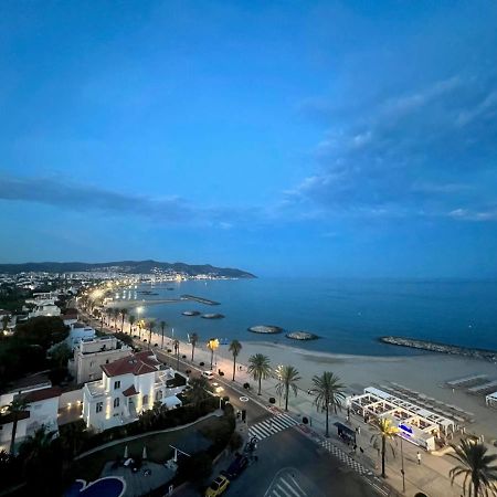 Entire Apartment , 2 Bedrooms Newly Remodeled Center Sitges Barcelona Dış mekan fotoğraf