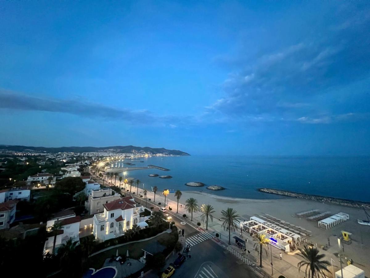 Entire Apartment , 2 Bedrooms Newly Remodeled Center Sitges Barcelona Dış mekan fotoğraf